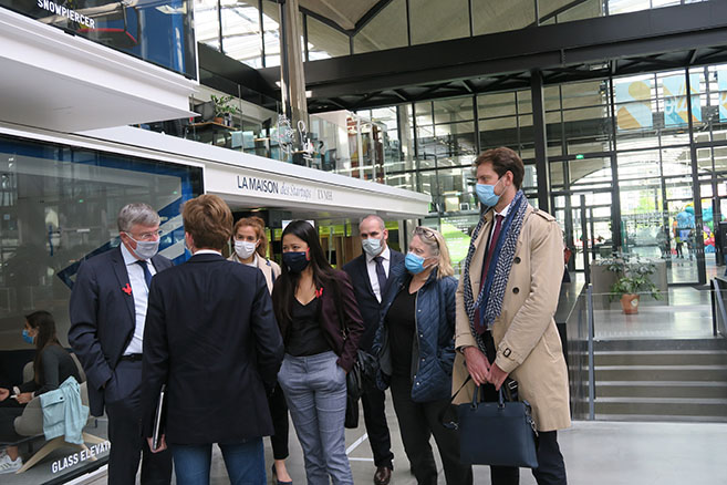Image 2 Visite du Directeur général des étrangers en France à la