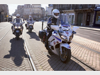 Patrouille de trois gardiens à moto