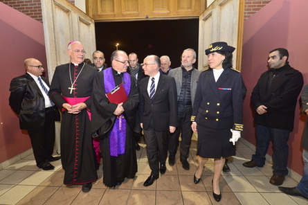 Visite de M. Bernard Cazeneuve à l'église Assyro-Chaldéenne de Sarcelles